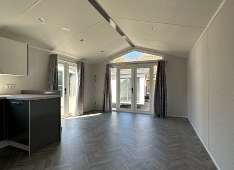 CASA MÓVIL PRESTIGE LOGIC SHADOW 2 DORMITORIOS (11 X 4 M)