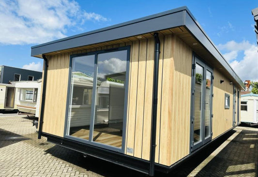 CASA MÓVIL APOLO (12,10 X 4,30 M)