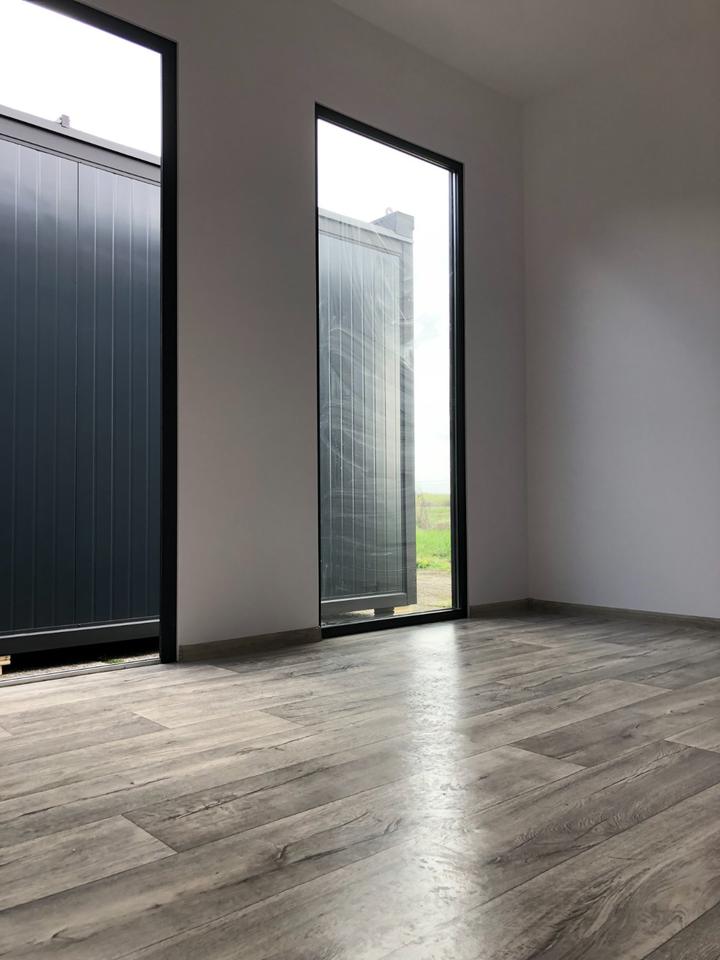 CONTENEDOR DE OFICINA 6X3M