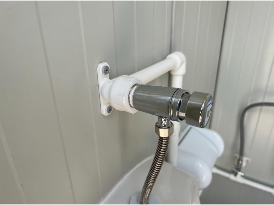 CONTENEDOR SANITARIO WC DOBLE (120X 220M) NUEVO