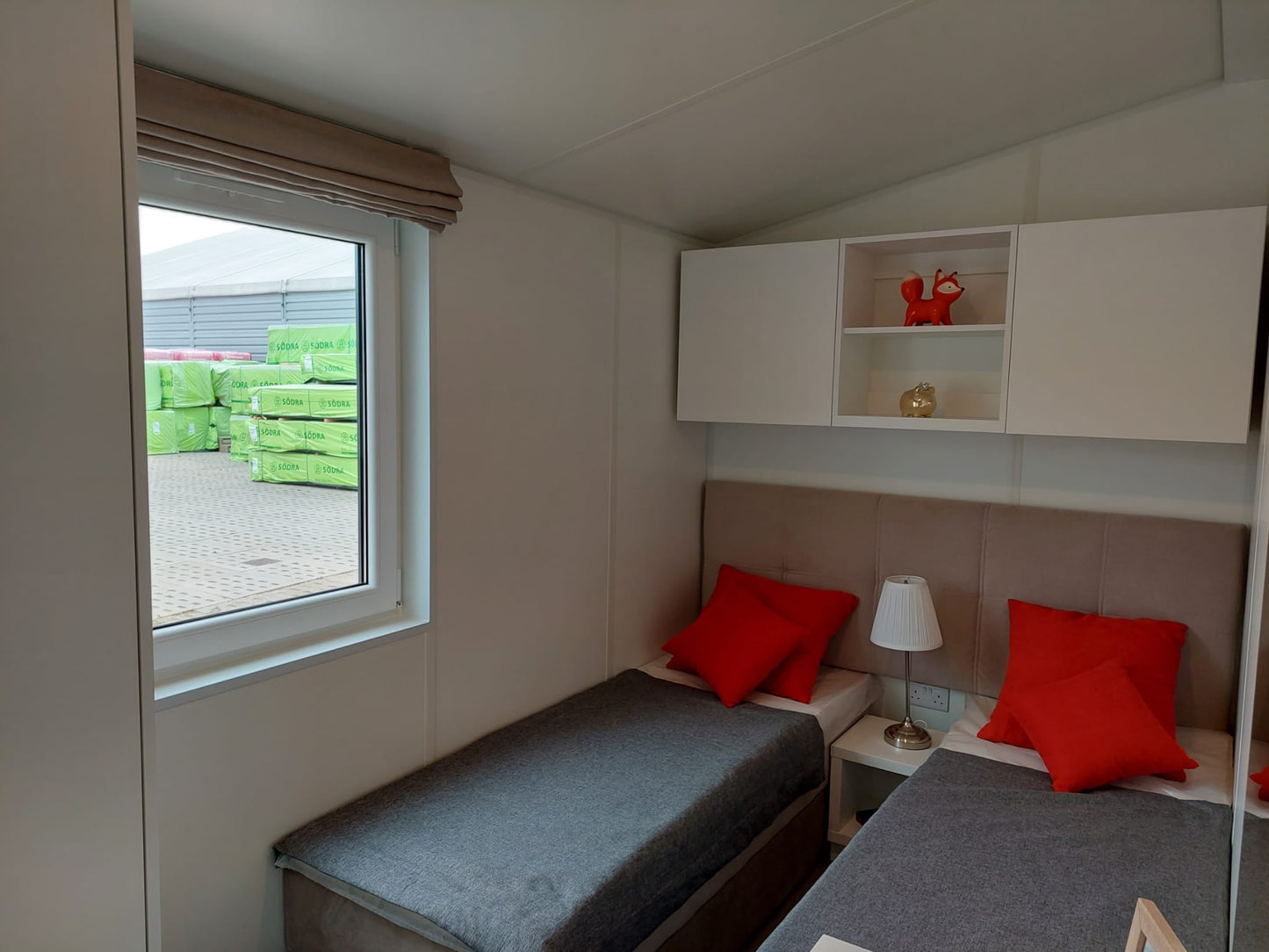 CASA MÓVIL (LUJO Y PRESTIGIO)12,5 X 4,9 M