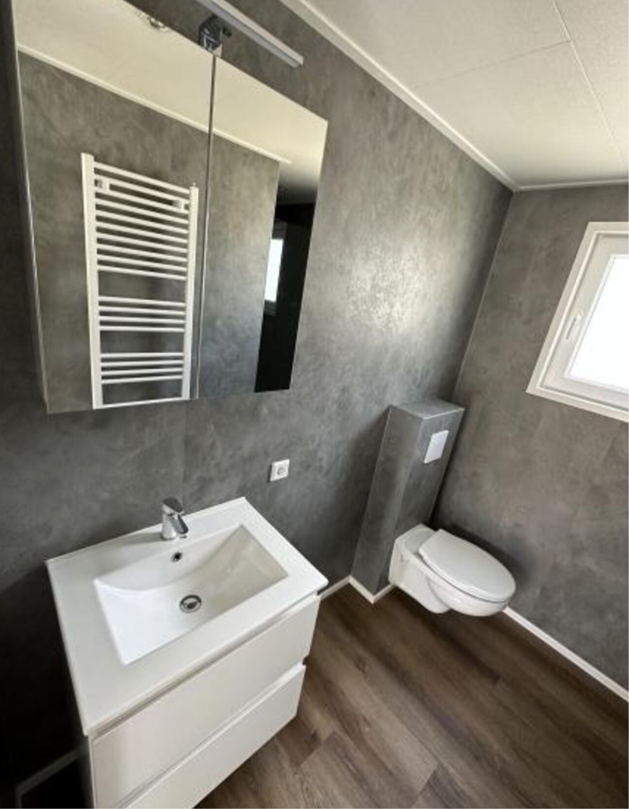 CASA MÓVIL APOLO (12,10 X 4,30 M)