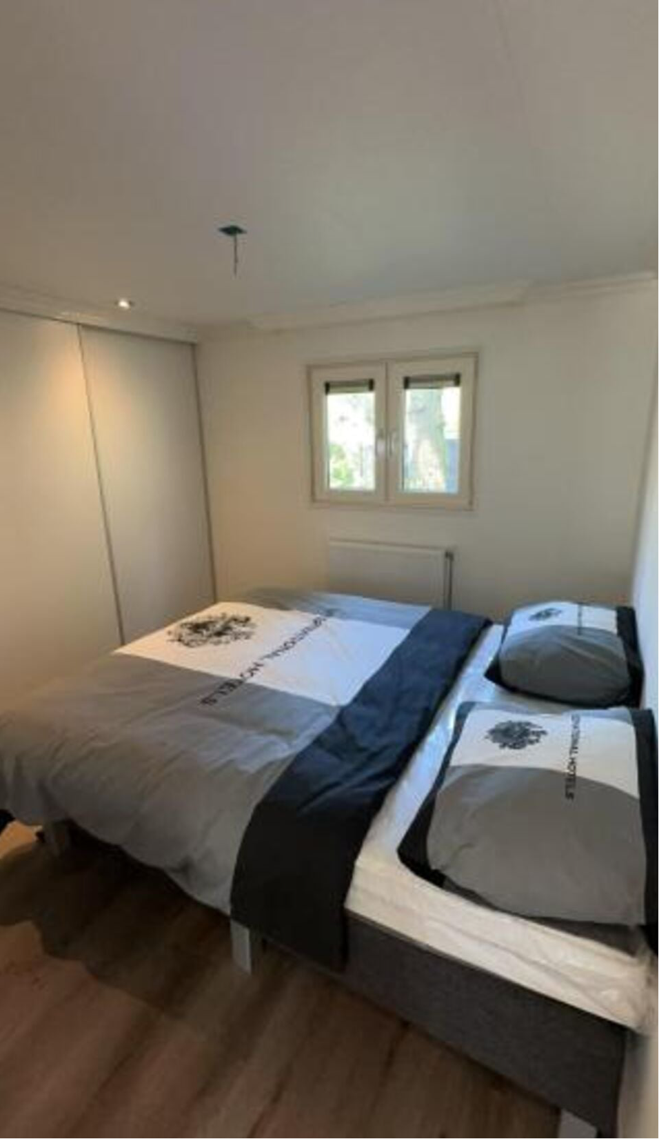 CASA MÓVIL SOLARIUM DOBLE (9,9 X 7,3 M)