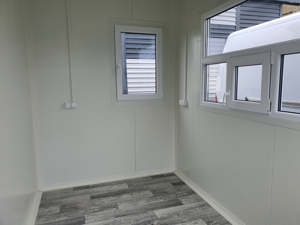 CASETA DE ENTRADA 3 X 2 M