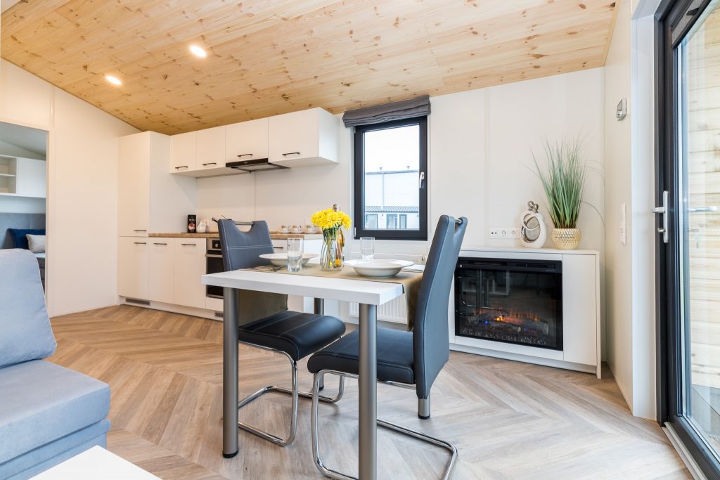 CASA MÓVIL MILFORD (8,2 X 4,2 M)