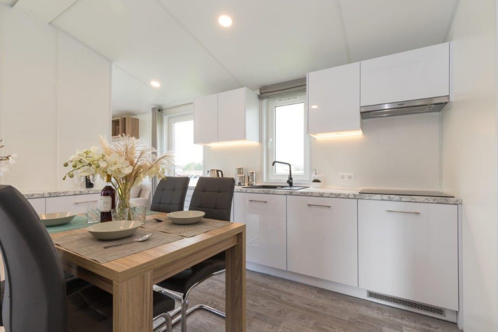 CASA MÓVIL PISCINA (12 X 4 M)