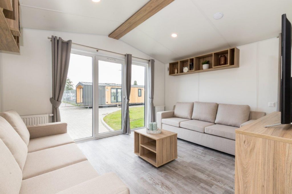 CASA MÓVIL PISCINA (12 X 4 M)