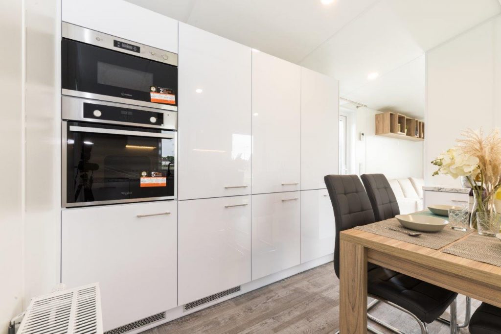 CASA MÓVIL PISCINA (12 X 4 M)