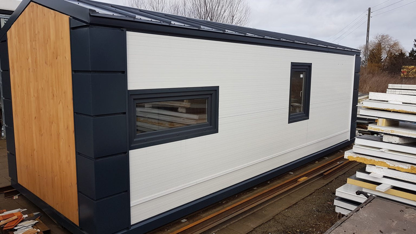 CONTENEDOR HABITABLE 8X3M