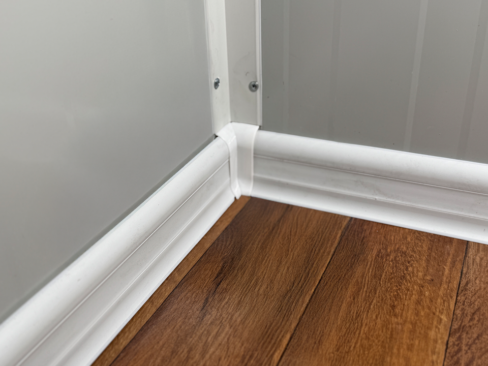 CONTENEDOR DE OFICINA MODELO FALCÓN ( 240X600 )