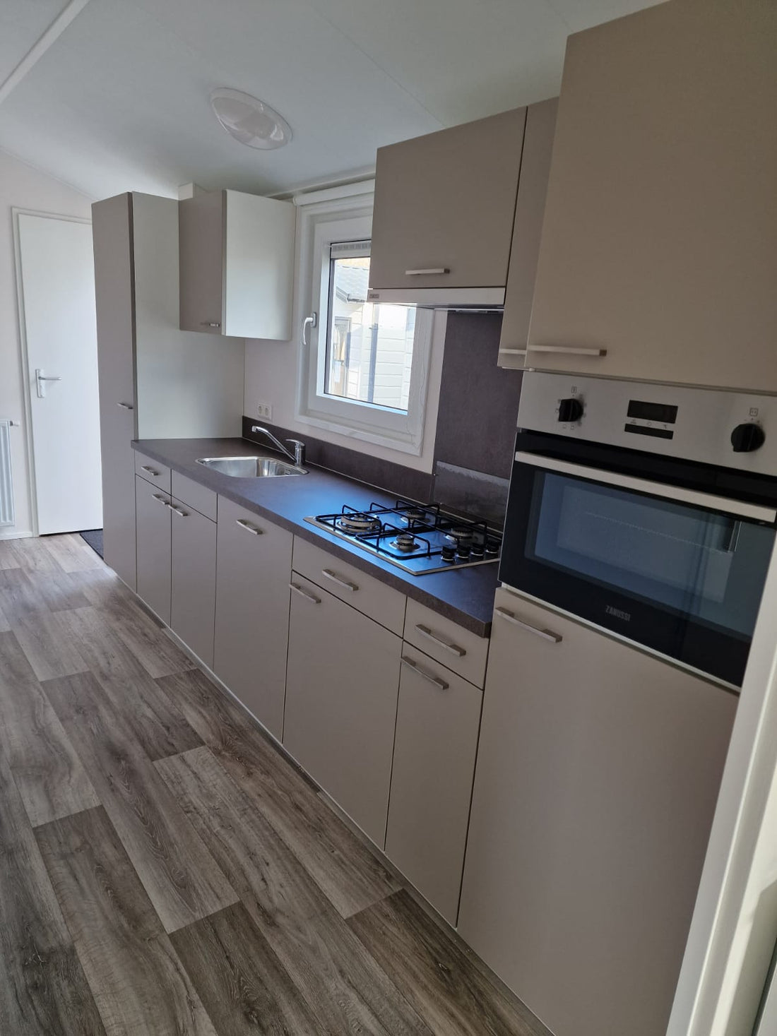 CASA MÓVIL T3 AZA (11,5 X 4 MT)