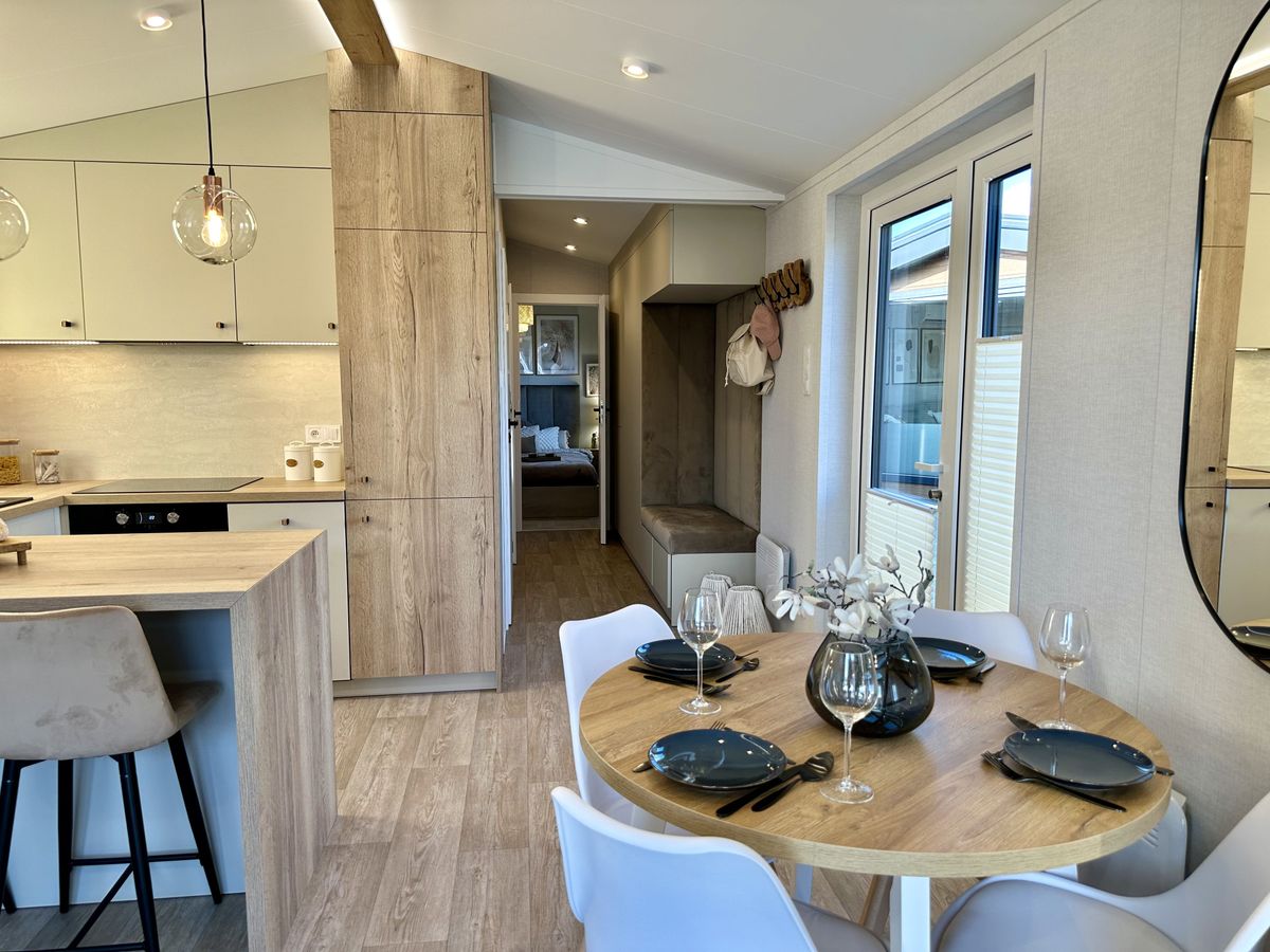 CASA MÓVIL ESMERALDA 12,90 X 4,13 MT