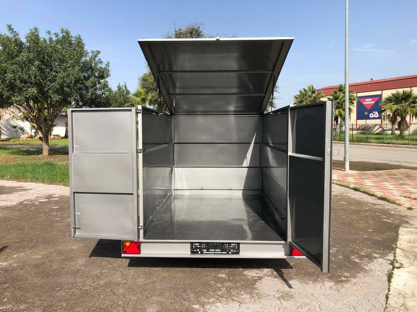 Remolque Caja Cerrada 1 Eje 2500X1300X1300