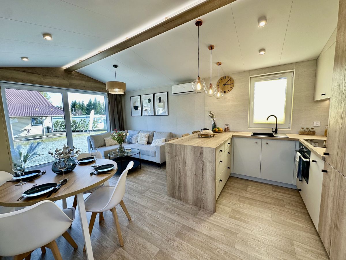 CASA MÓVIL ESMERALDA 12,90 X 4,13 MT