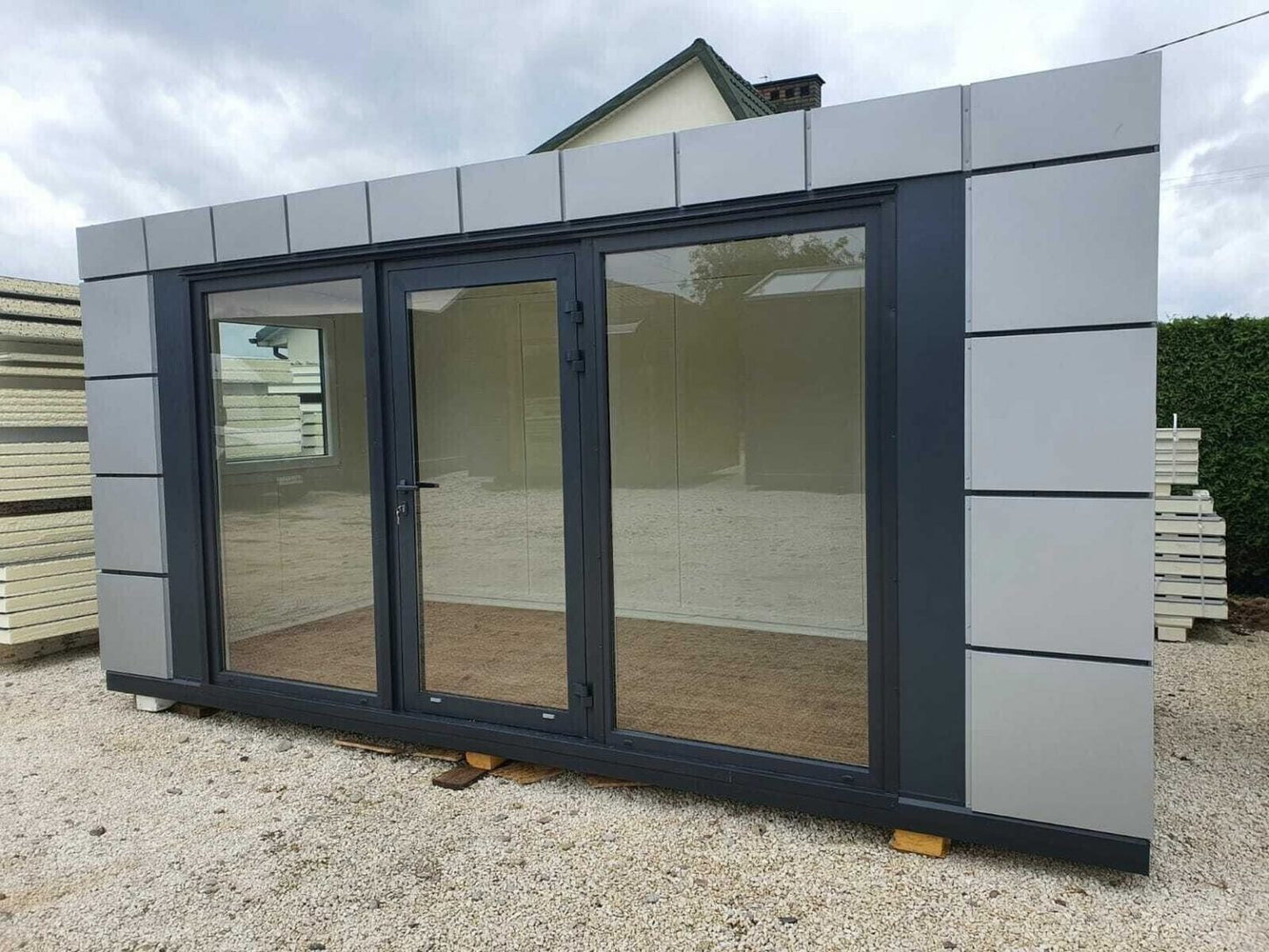 CONTENEDOR DE OFICINA 5 X 2,5 M