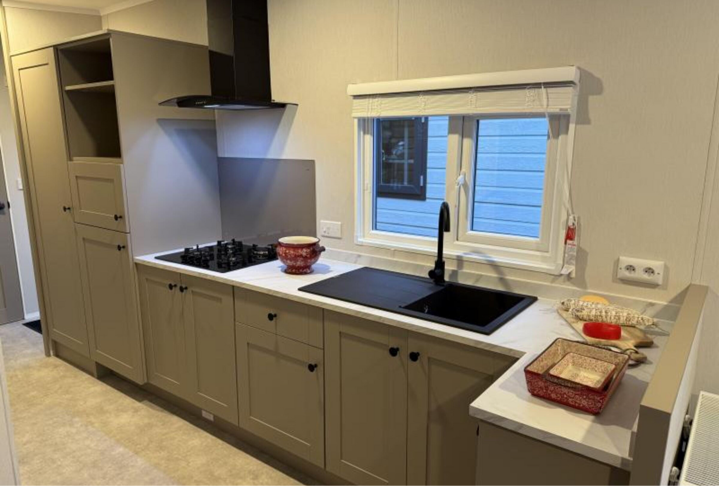 CASA MÓVIL SHELVY (10,15 X 3,7 M)