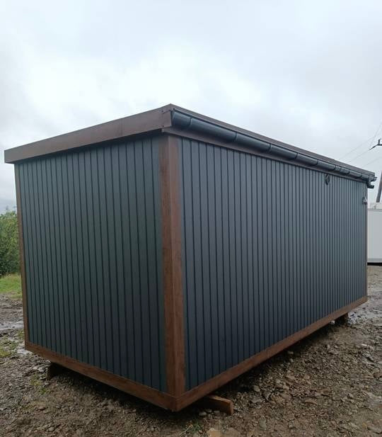 CONTENEDOR DE OFICINA CON BAÑO 6x3M