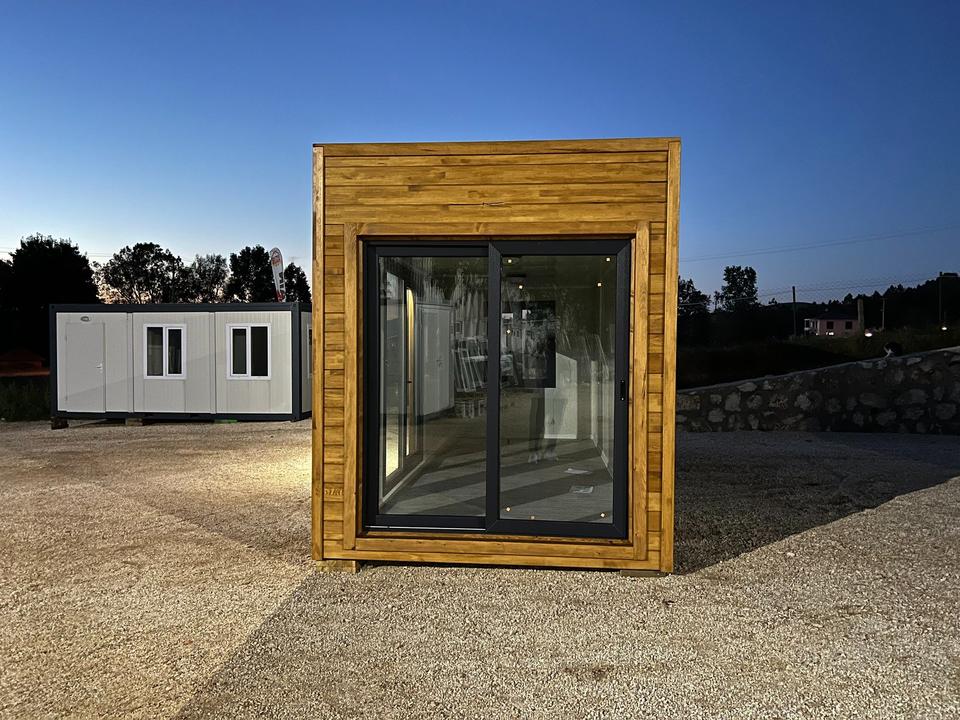 CONTENEDOR DE OFICINA 240 X 600 LUZ DE LUNA