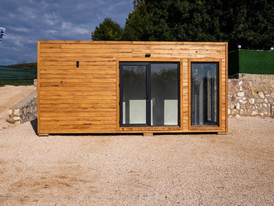 CONTENEDOR DE OFICINA 240 X 600 LUZ DE LUNA