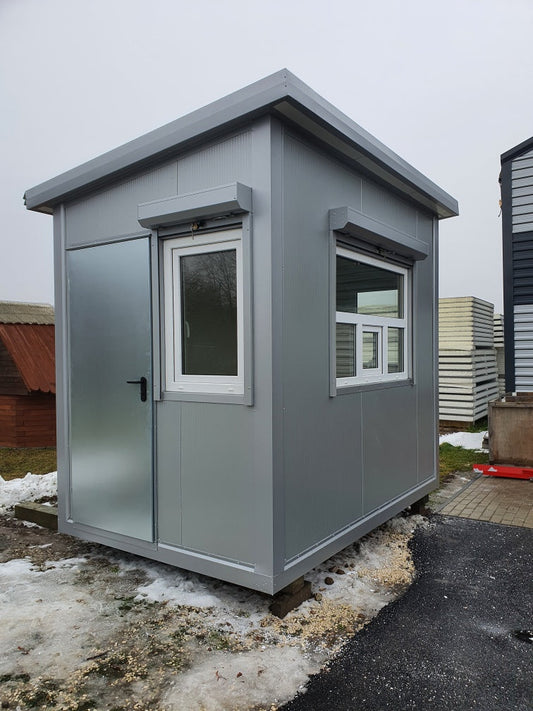 CASETA DE ENTRADA 3 X 2 M