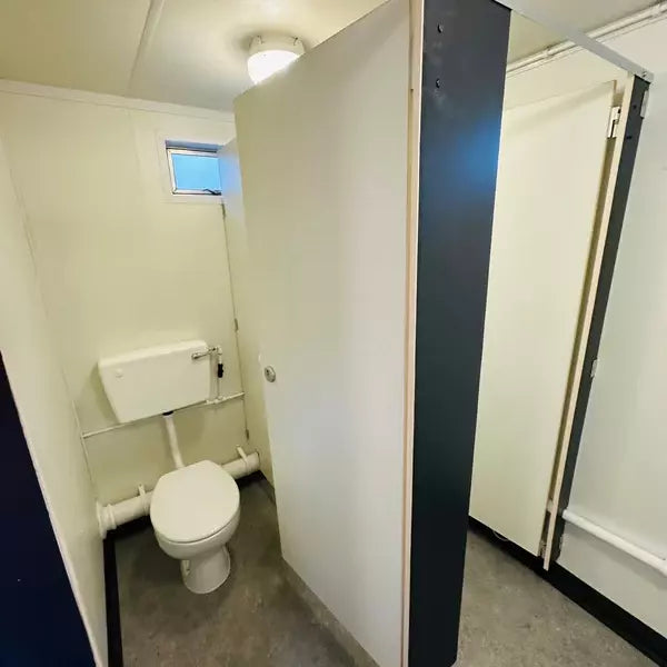 BLOQUE SANITARIO 3,6 x 2,7 m