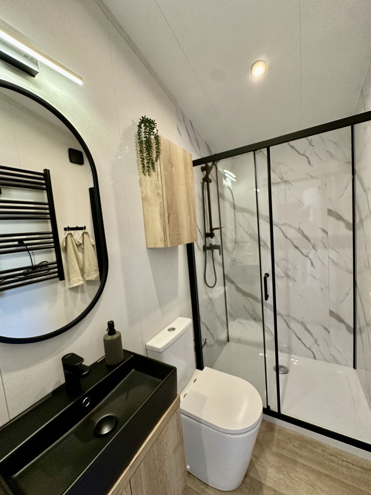 CASA MÓVIL ESMERALDA 12,90 X 4,13 MT