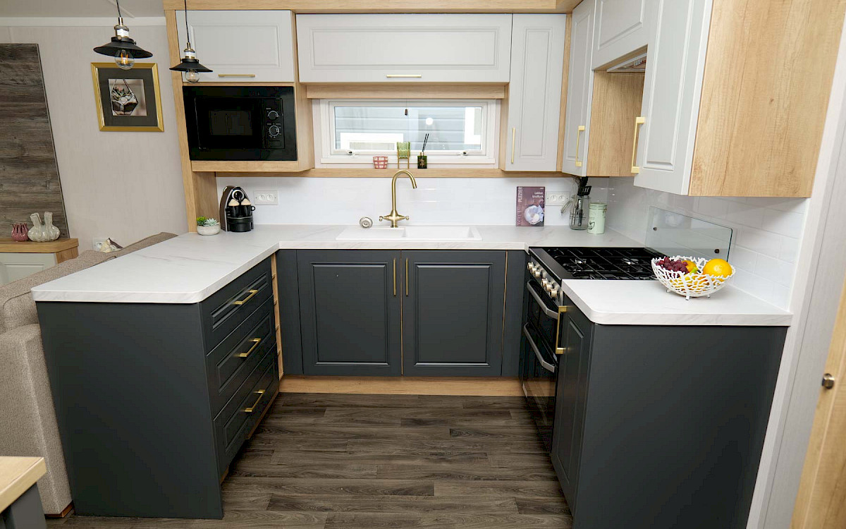 CASA MÓVIL SWIFT BURDEOS (11 X 3,7 M)