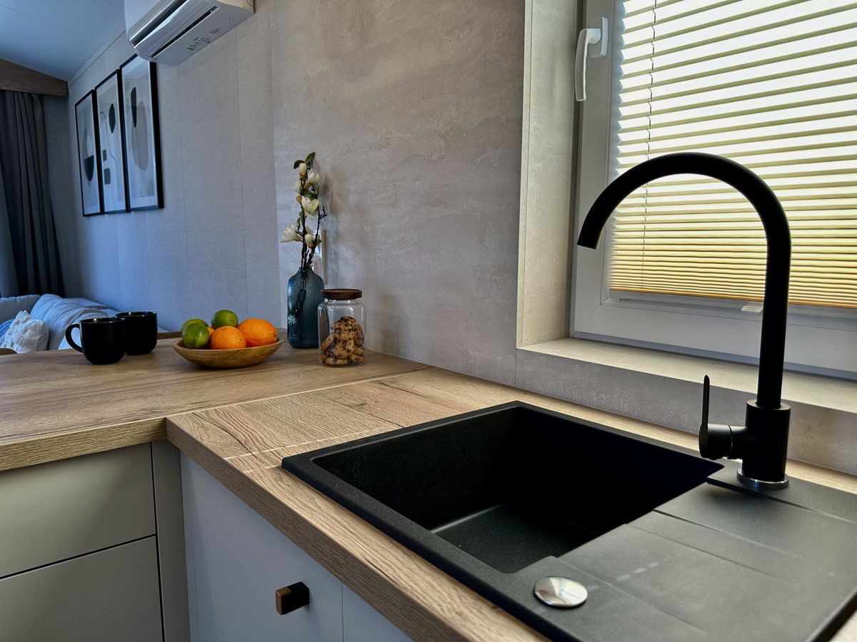 CASA MÓVIL ESMERALDA 12,90 X 4,13 MT