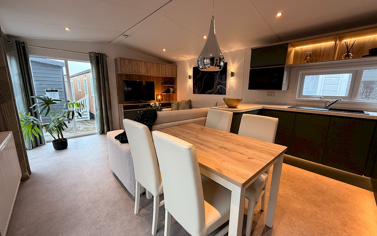 CASA MÓVIL ATLÁNTIDA (11 X 4 M)