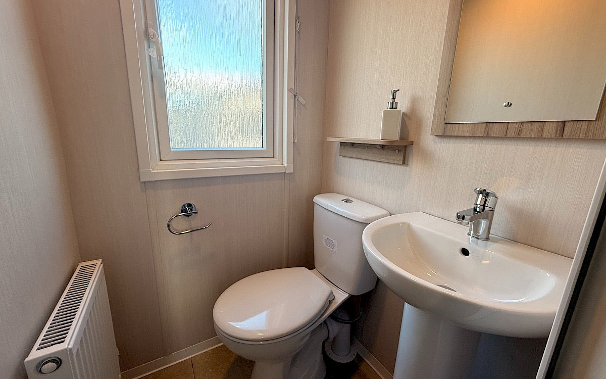 CASA MÓVIL ROYAN (10,9 X 3,7 M) 