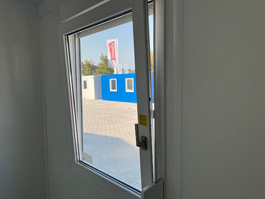 CONTENEDOR DE OFICINA 3 X 2,5 M