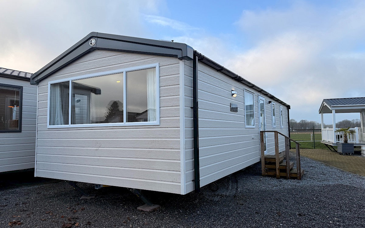 CASA MÓVIL ROYAN (10,9 X 3,7 M) 