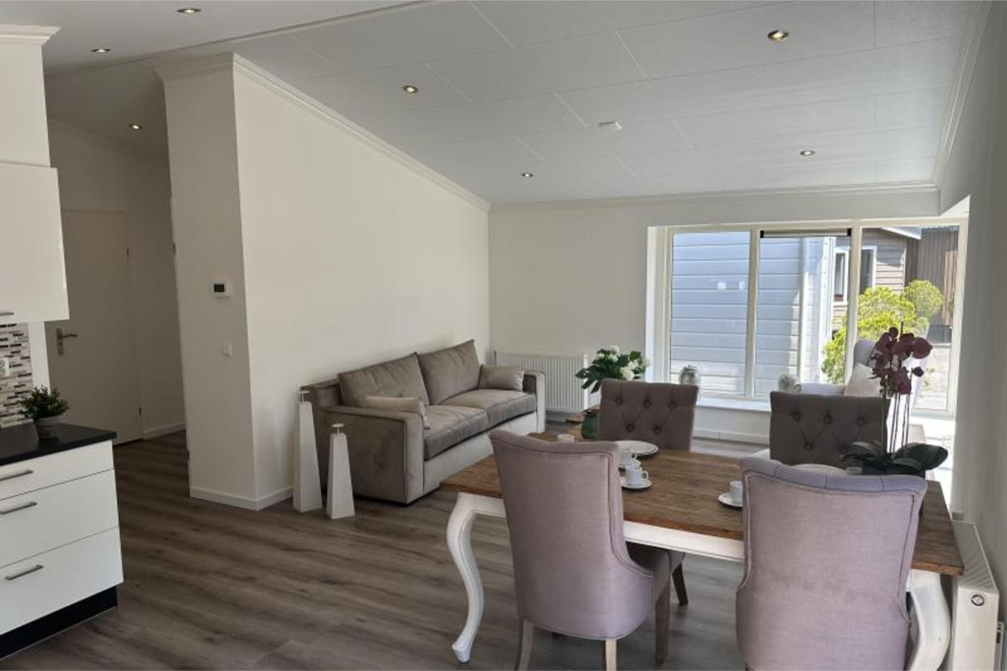 CASA MÓVIL SOLARIUM DOBLE (9,9 X 7,3 M)