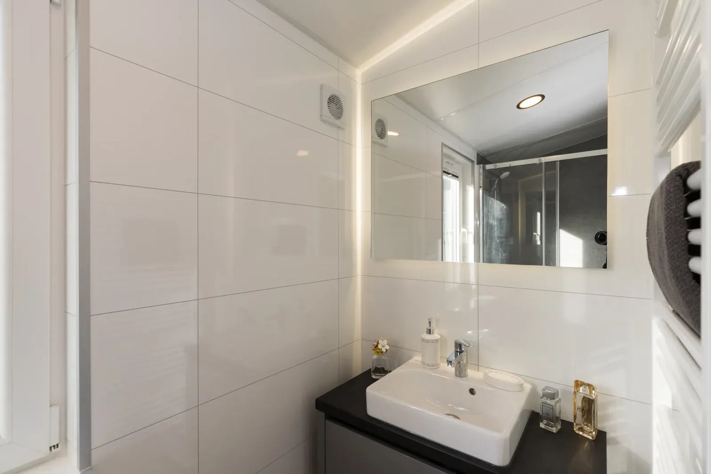 CASA MÓVIL CAPRI LUXURIOR (12,5 X 4,2 M)