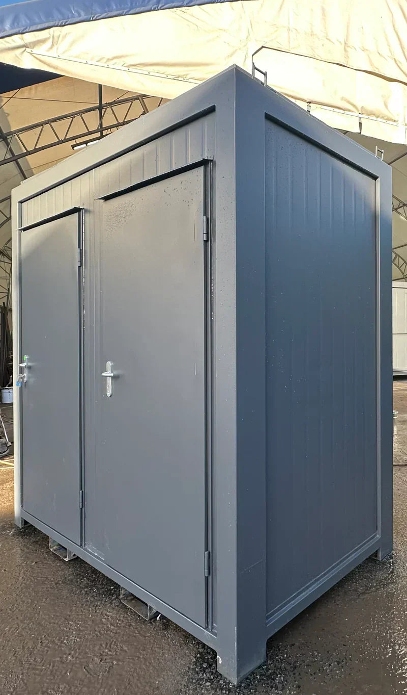 BAÑOS PORTÁTILES 2,4 X 1,5 M