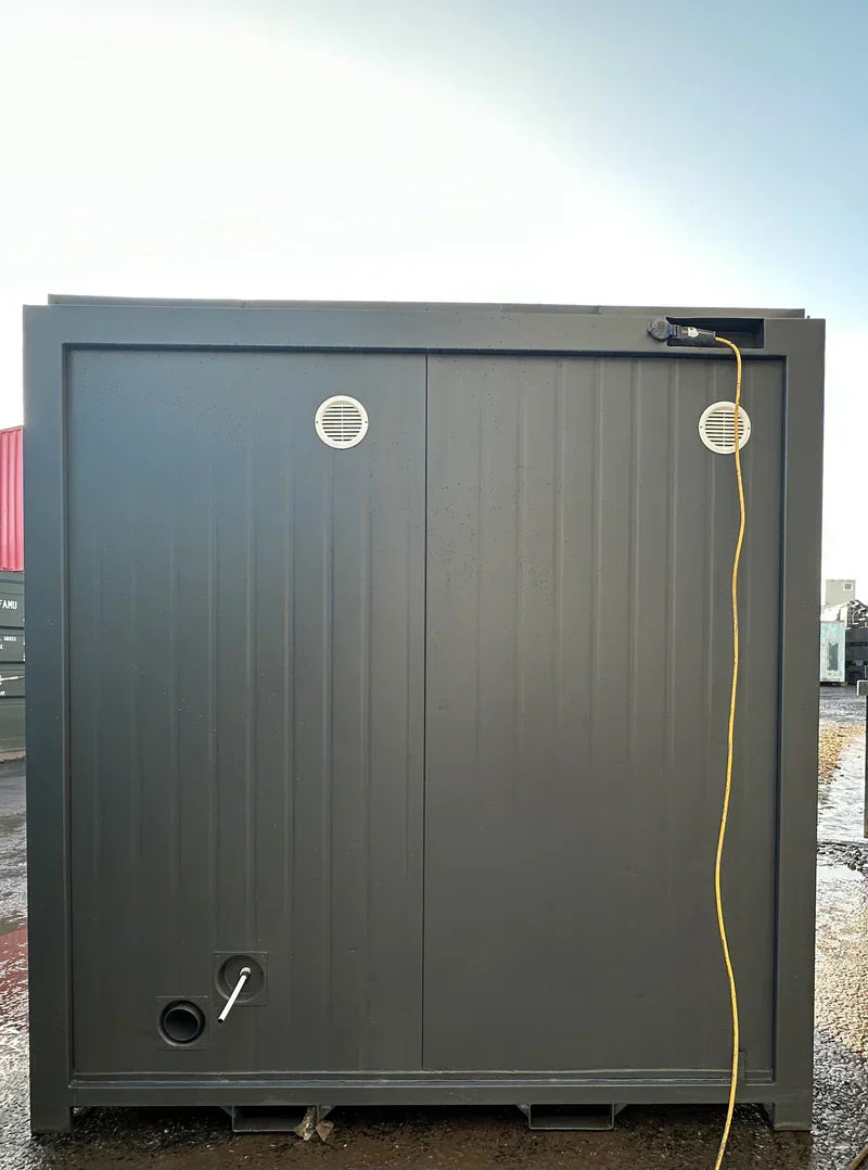 BAÑOS PORTÁTILES 2,4 X 1,5 M