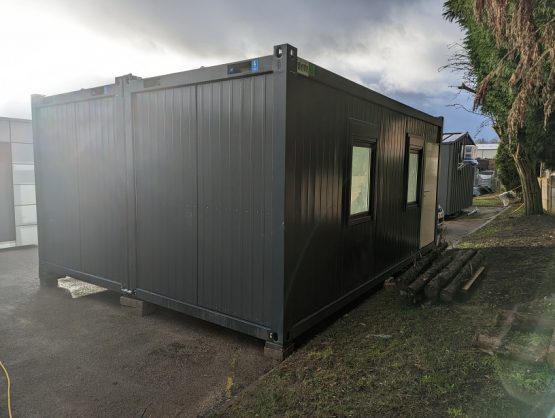 OFICINA MODULAR DE 20 PIES