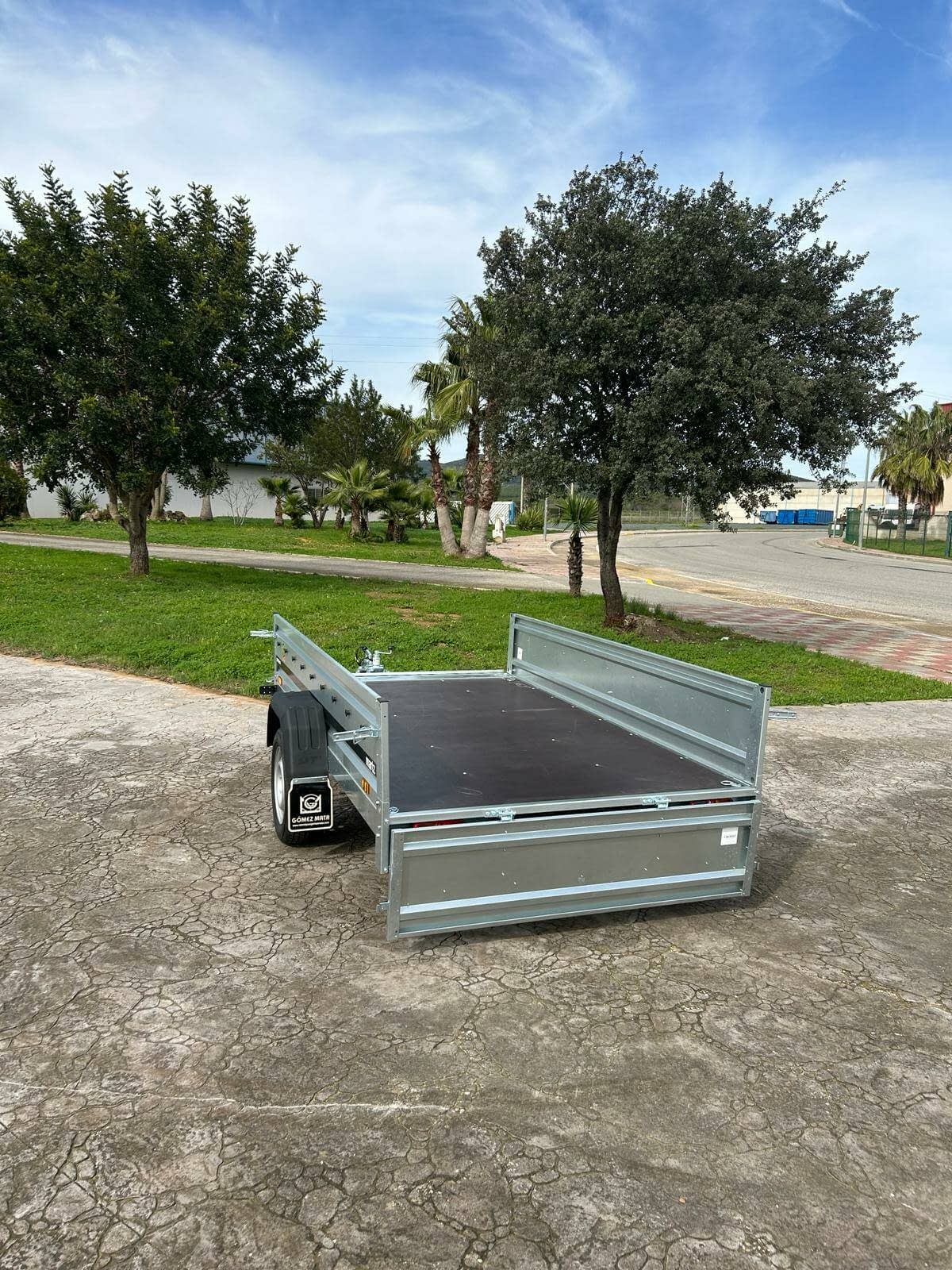 Remolque Premium 265