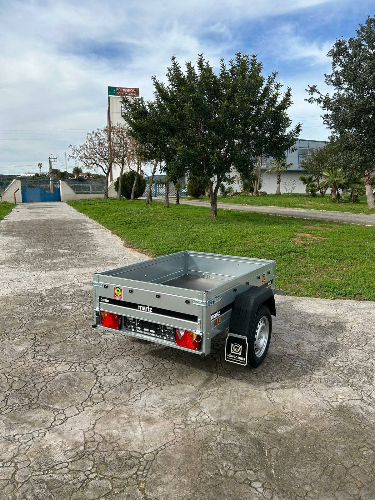 Remolque Basic 150 1470x1060x300mm