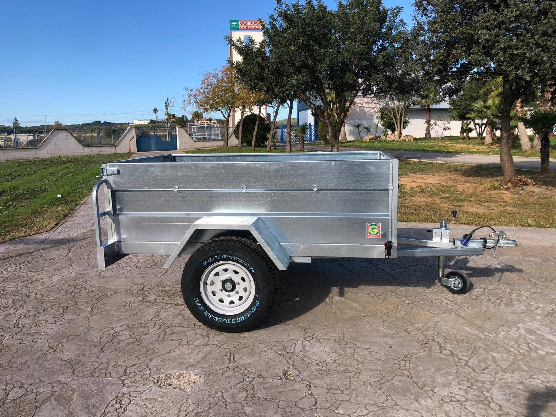 REMOLQUE TODO TERRENO GALVANIZADO Con freno