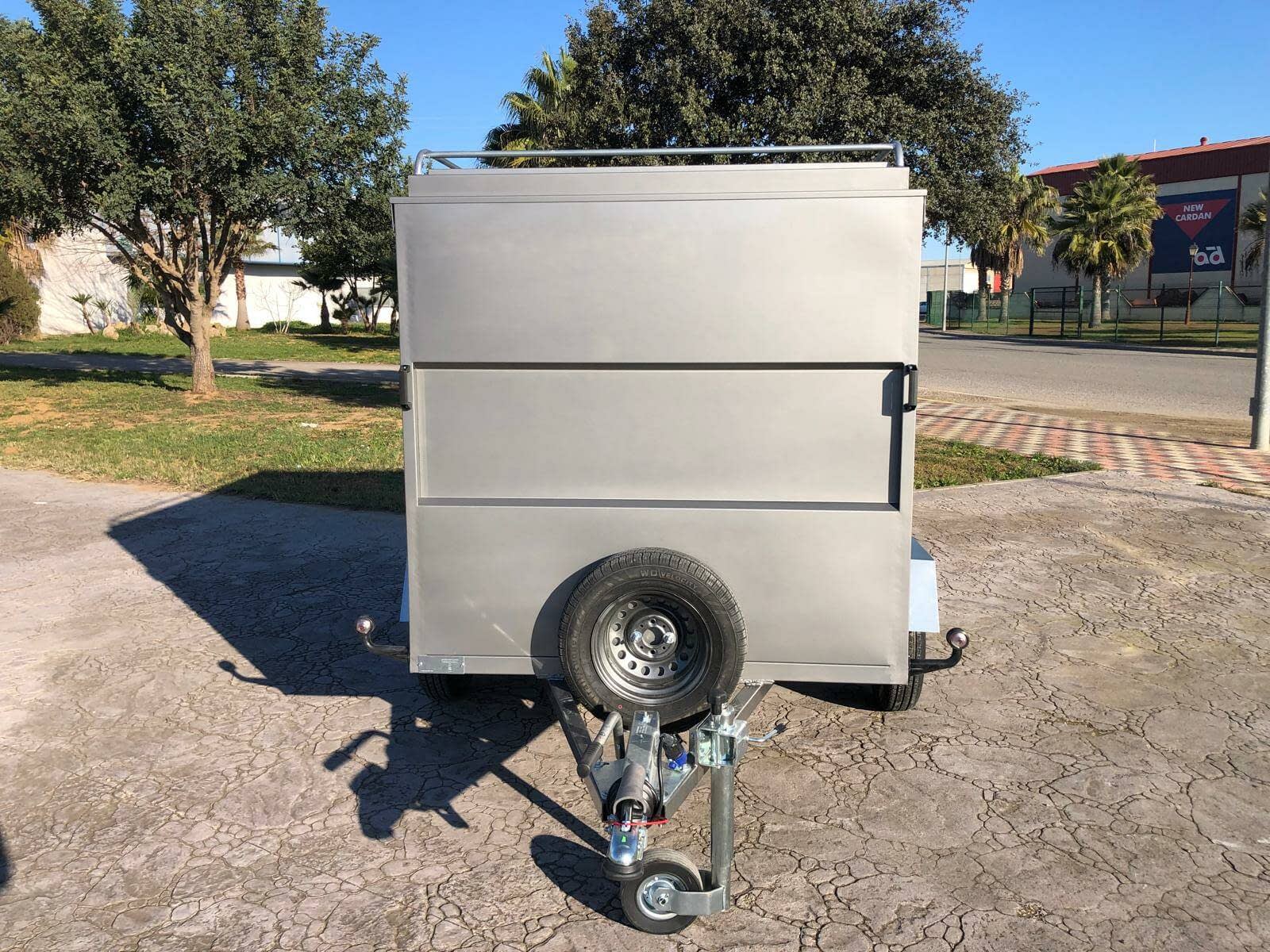 Remolque Caja Cerrada 2 Ejes 2500X1550X1450