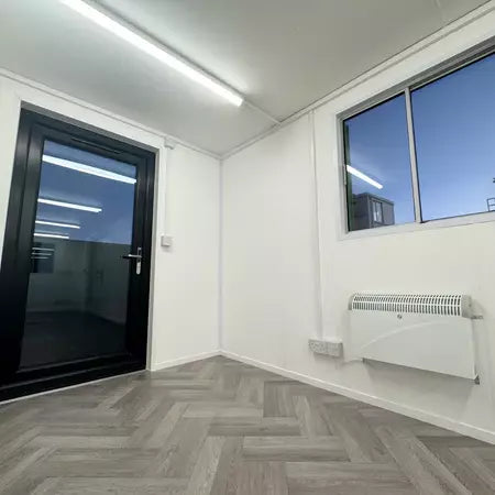 CONTENEDOR DE OFICINA DE 24 PIES