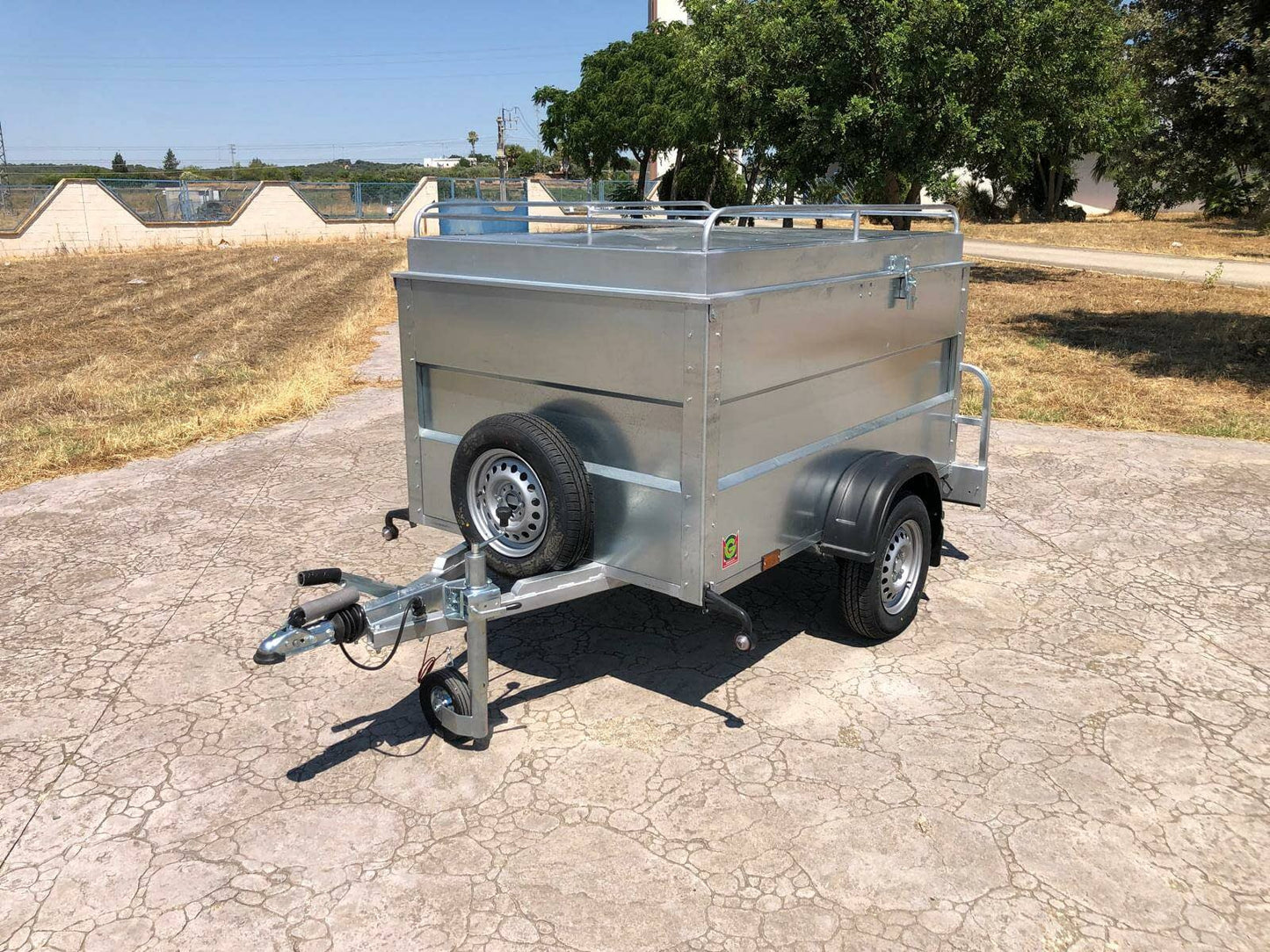 Remolque REMOLQUE CAJA CERRADA