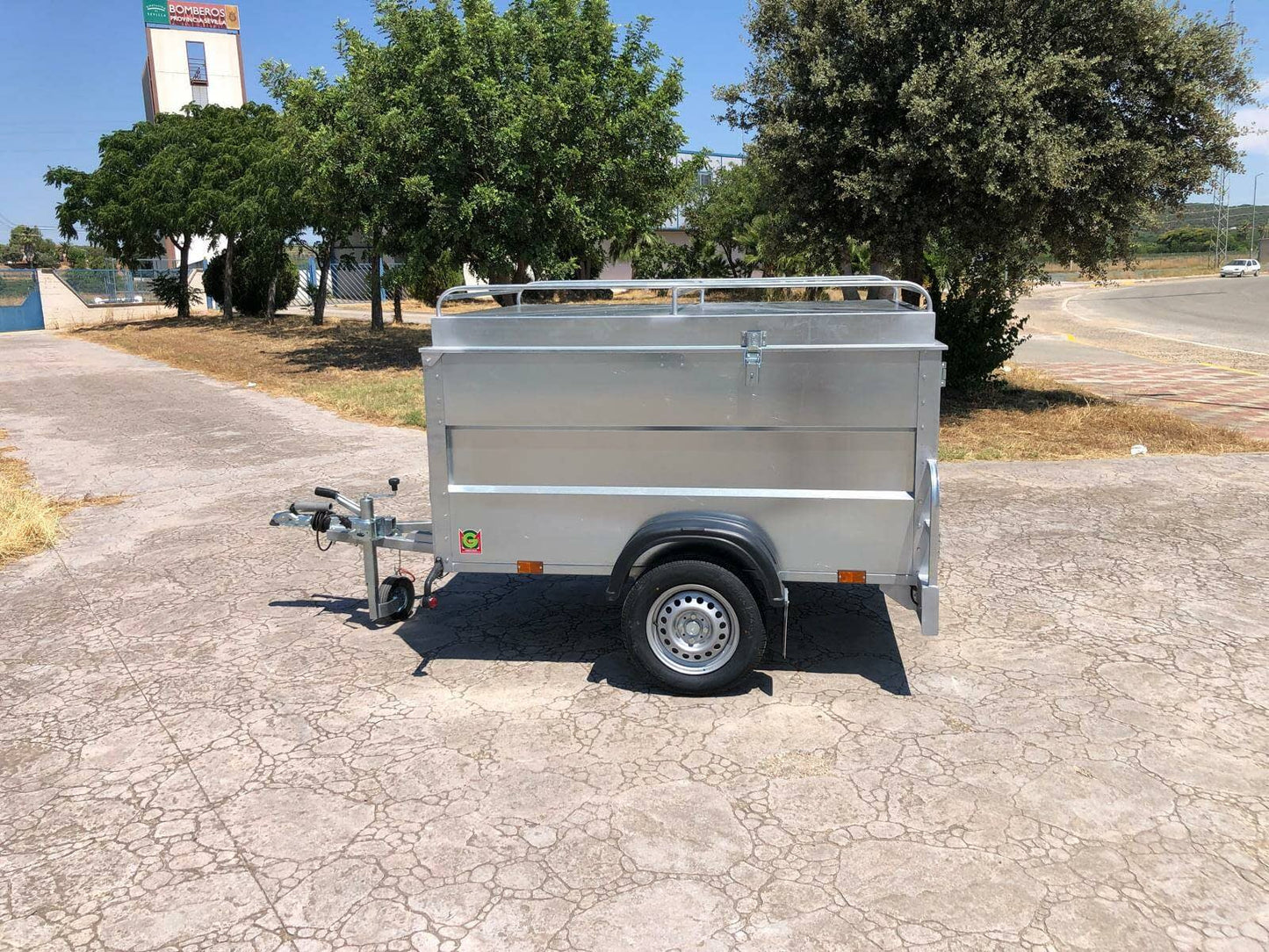 Remolque REMOLQUE CAJA CERRADA