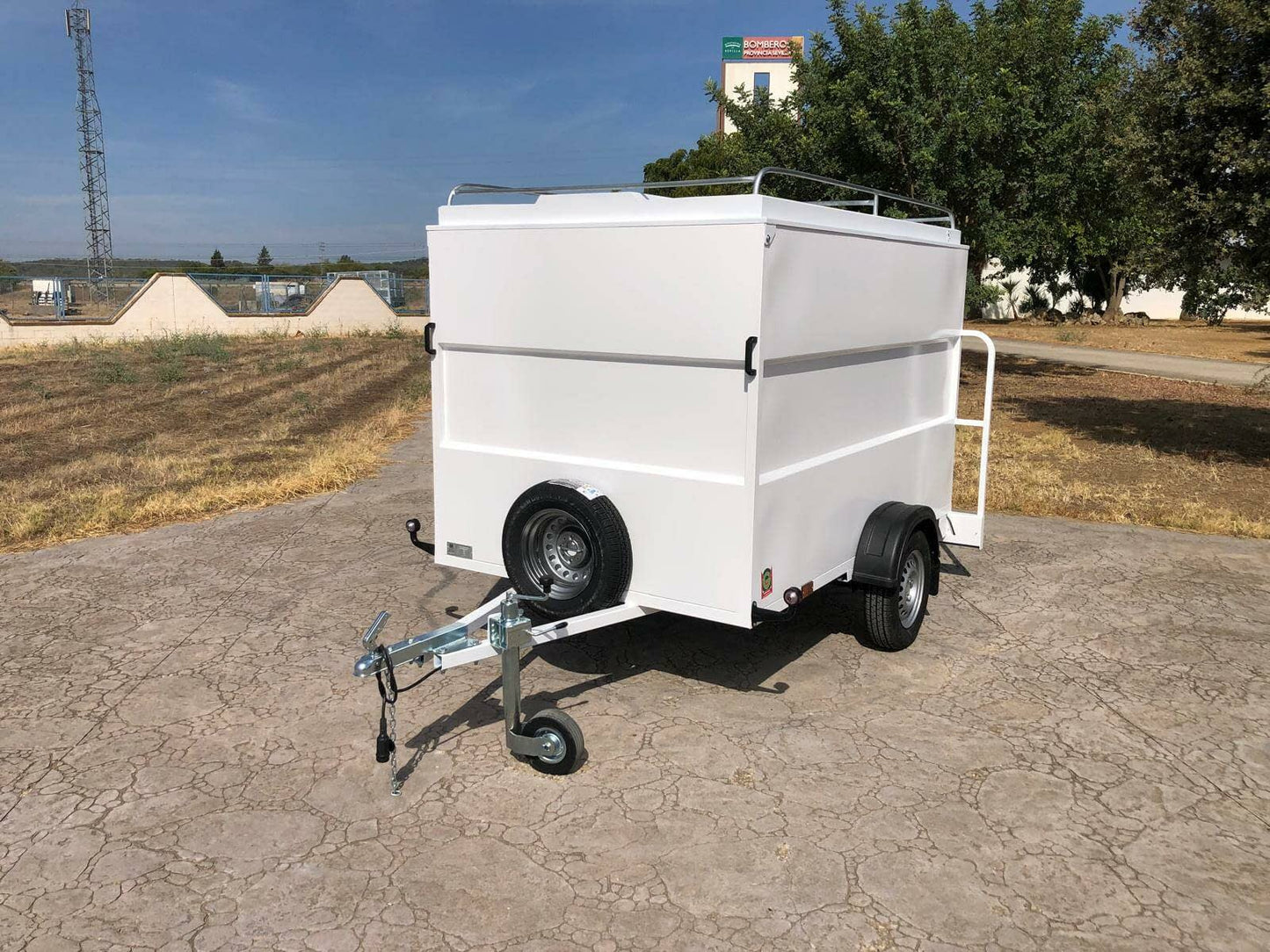 Remolque Caja Cerrada 1 Eje 2500X1500X1500