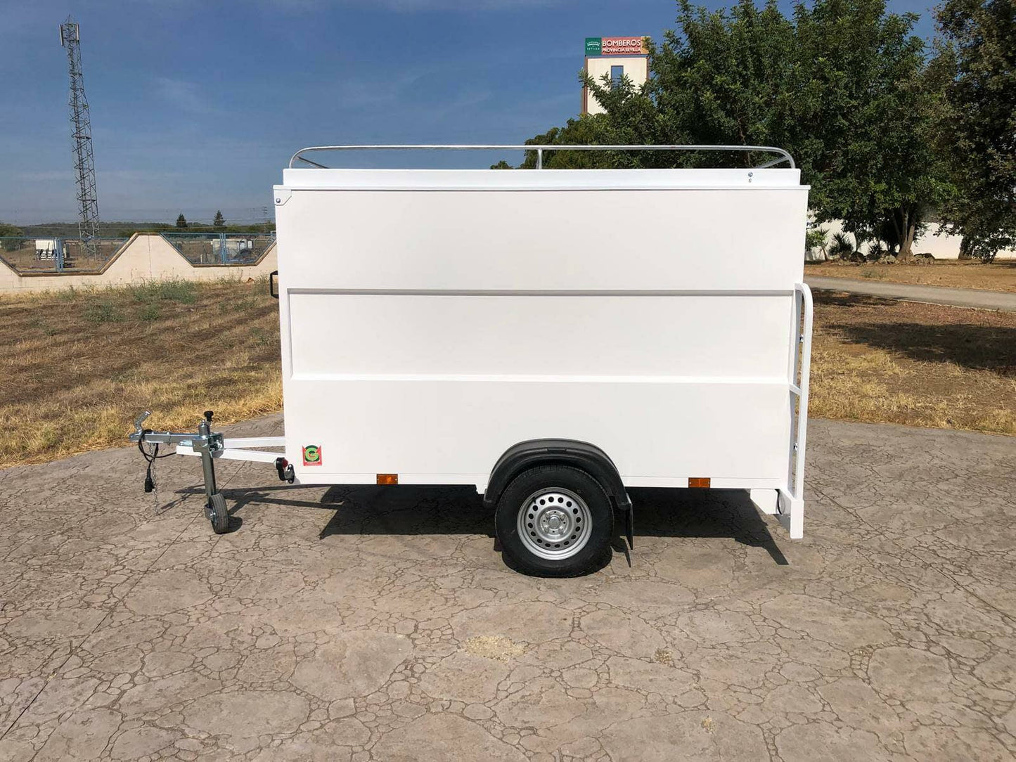 Remolque Caja Cerrada 1 Eje 2500X1500X1500