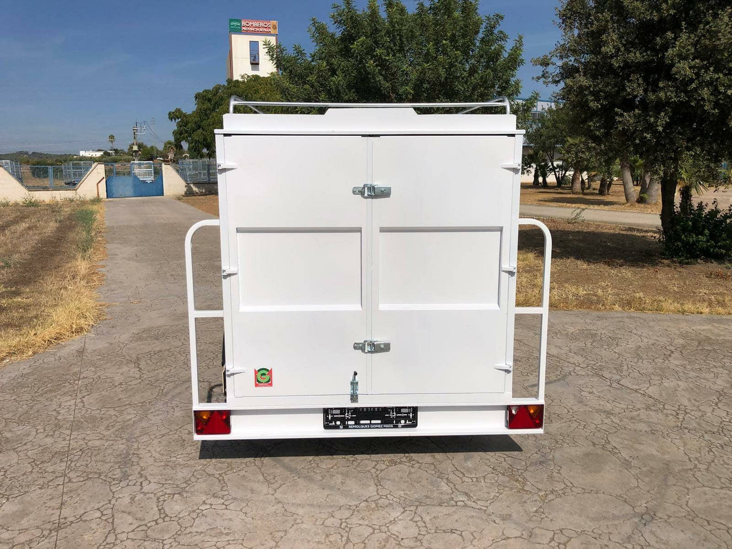 Remolque Caja Cerrada 1 Eje 2500X1500X1500