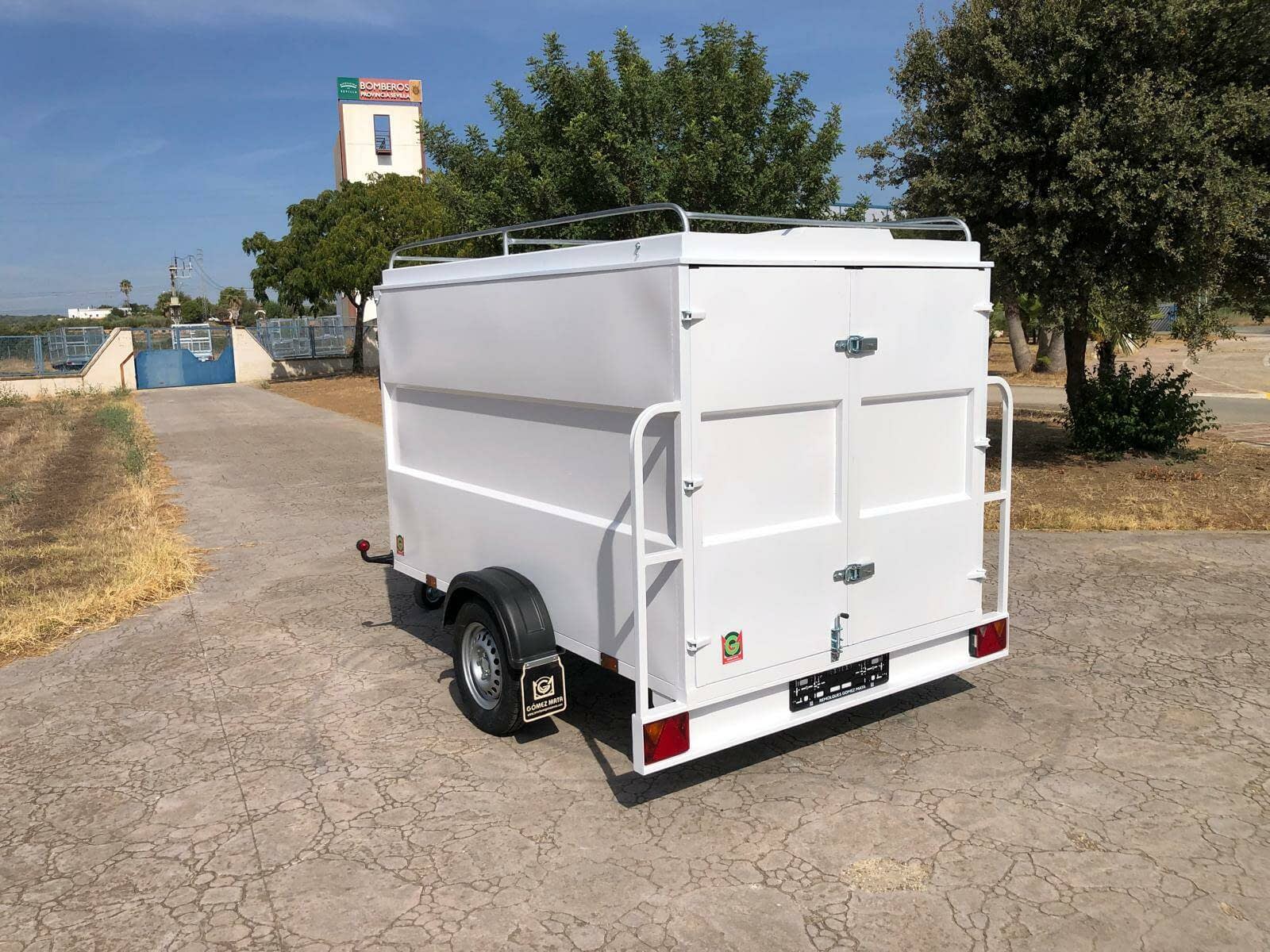 Remolque Caja Cerrada 1 Eje 2500X1500X1500