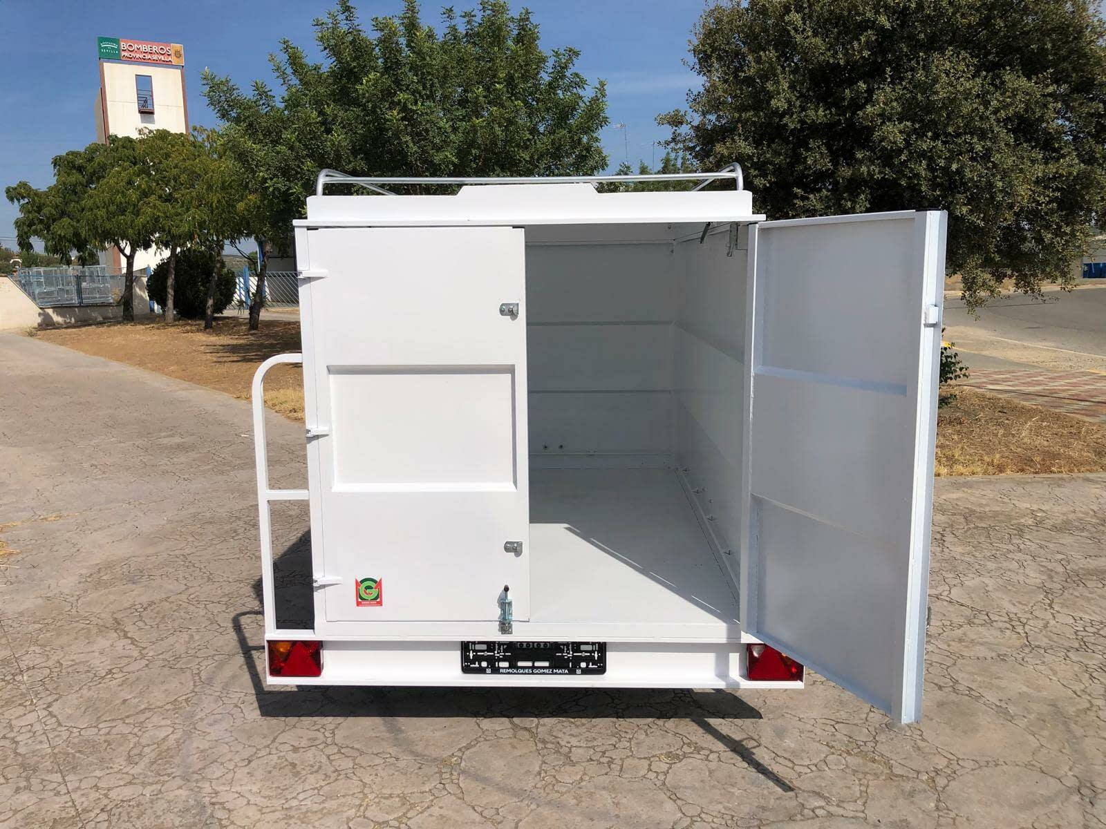 Remolque Caja Cerrada 1 Eje 2500X1500X1500