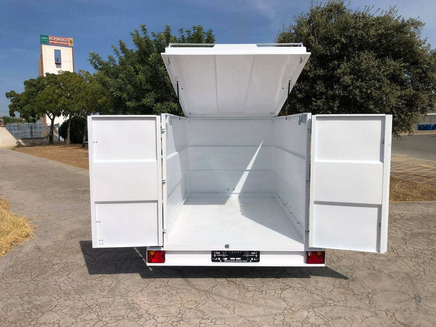 Remolque Caja Cerrada 1 Eje 2500X1500X1500